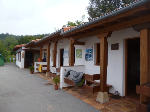 I'm in this row, the one with the open door, at the Albergue de Peregrinos in Guemes